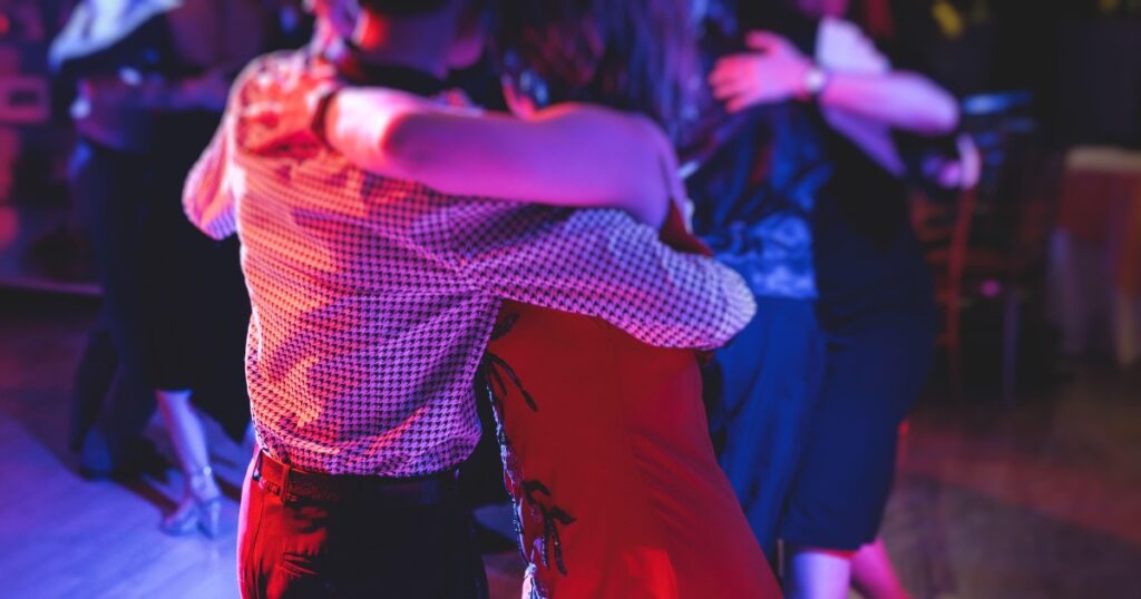 Show de Tango vs. Milonga en Buenos Aires